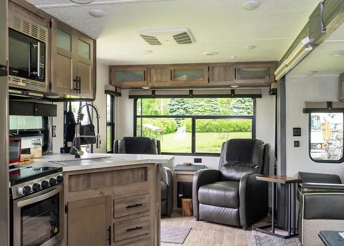 Beautiful 32' Rv Located In South Chicago Suburb Alsip