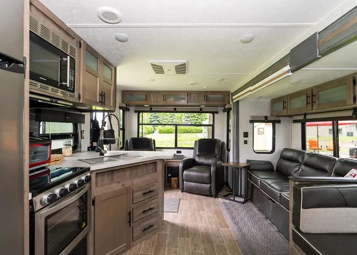 Beautiful 32' Rv Located In South Chicago Suburb * Alsip